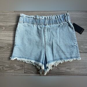 Material Girl| High Waisted Denim Shorts with Stretch Waist, Size Small, NWT•••